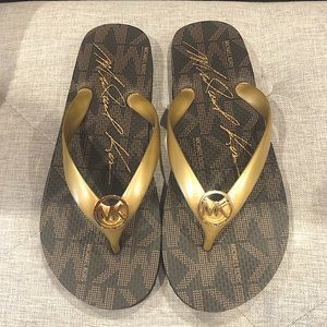 NEW Michael x Michael Kors Jetset Print Flip Flops